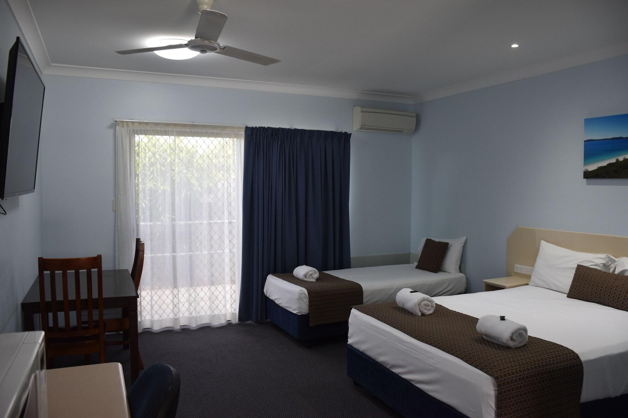 Bluewater Harbour Motel Боуен Екстер'єр фото